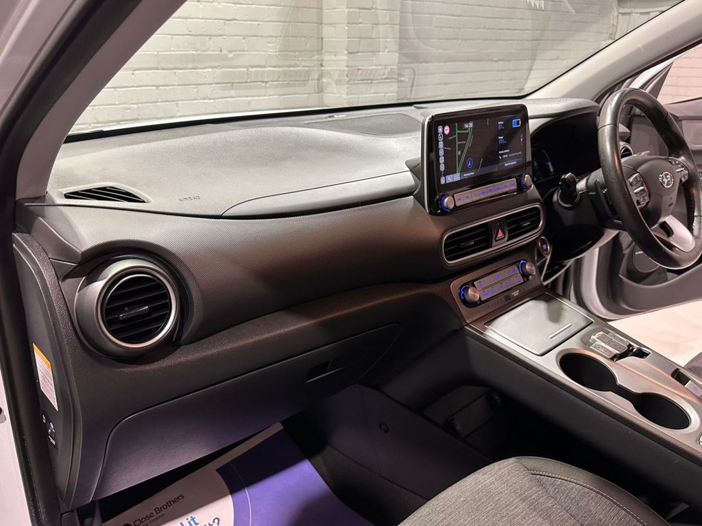 Used Hyundai KONA 2021 for sale - 76642648: Photo 10