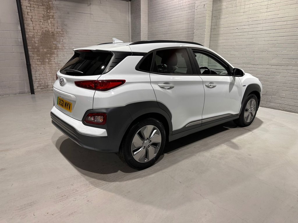 Used Hyundai KONA 2021 for sale - 76642648: Photo 8