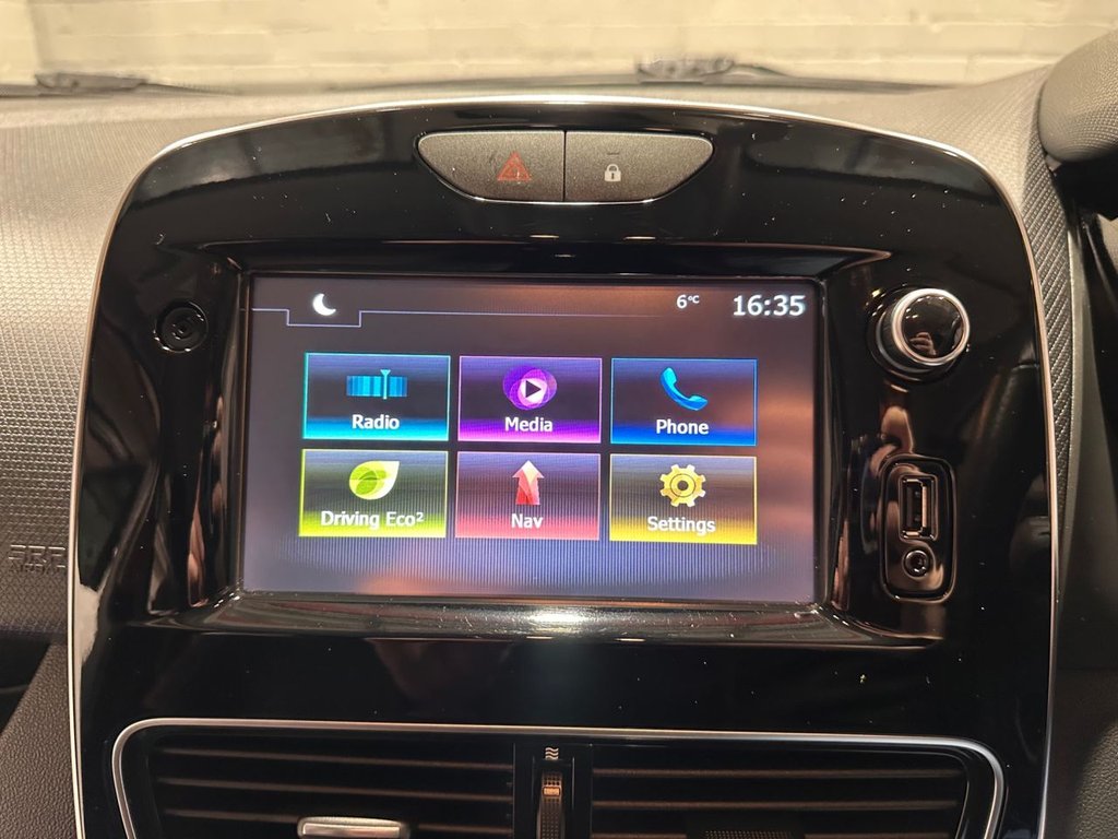 Used Renault Clio 2016 for sale - 77422521: Photo 25