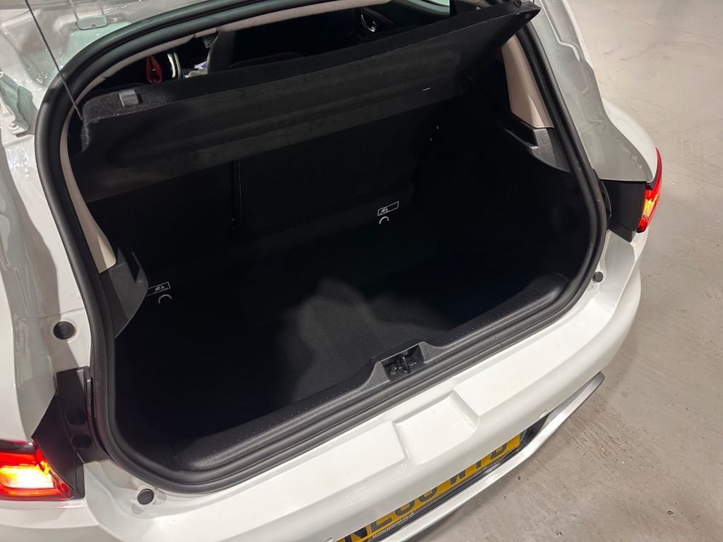 Used Renault Clio 2016 for sale - 77422521: Photo 45