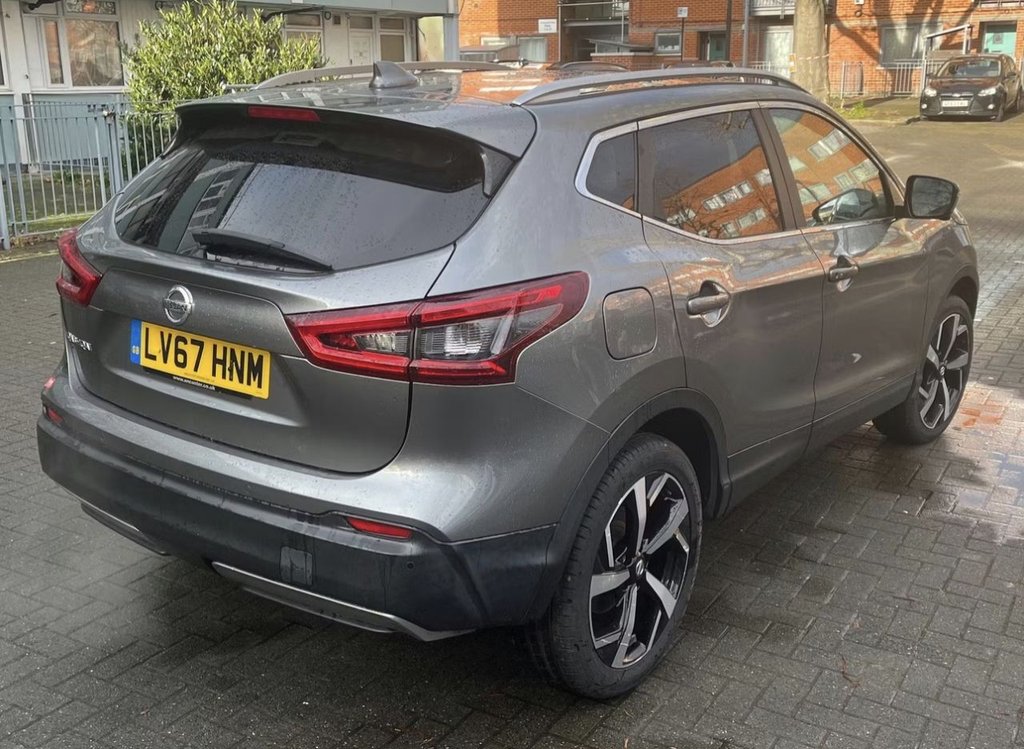 Used Nissan Qashqai 2017 for sale - 77850199: Photo 3