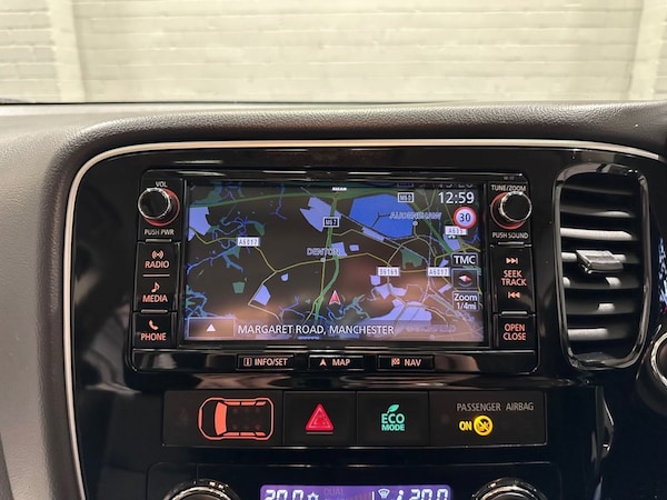 Used Mitsubishi Outlander 2018 for sale - 76202576: Photo 25