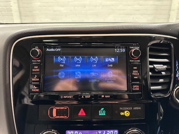 Used Mitsubishi Outlander 2018 for sale - 76202576: Photo 28