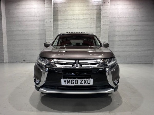 Used Mitsubishi Outlander 2018 for sale - 76202576: Photo 2