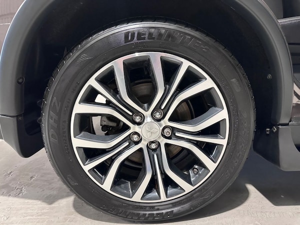 Used Mitsubishi Outlander 2018 for sale - 76202576: Photo 39