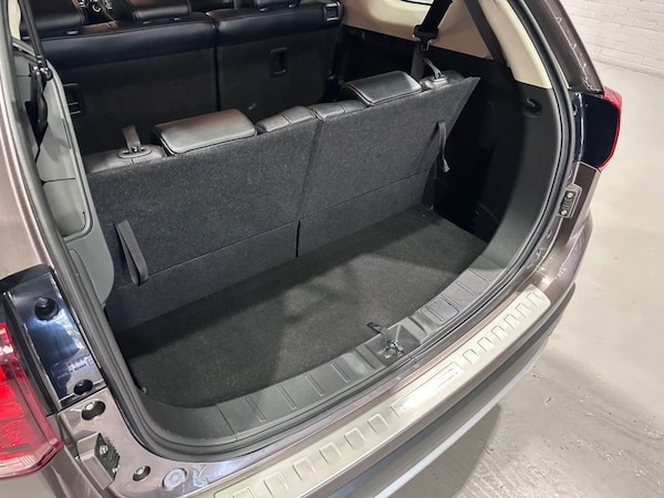 Used Mitsubishi Outlander 2018 for sale - 76202576: Photo 44