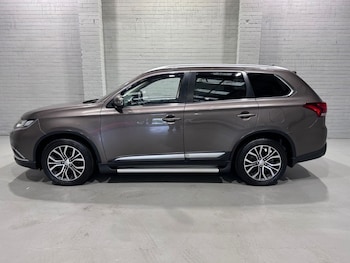 Used Mitsubishi Outlander 2018 for sale - 76202576: Photo 4