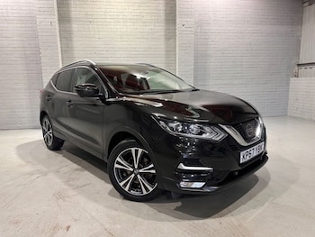 Used Nissan Qashqai 2017 for sale - 77507604: Photo