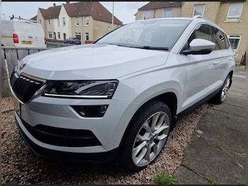 Used Skoda Karoq 2018 for sale - 76291419: Photo 2