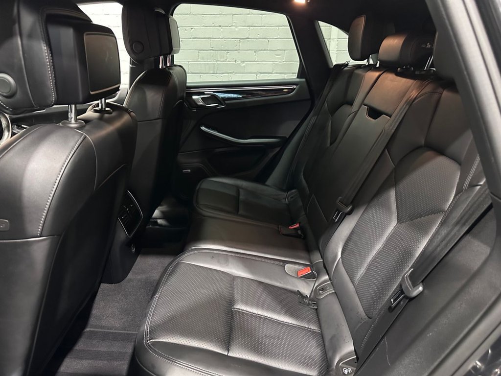 Used Porsche Macan 2017 for sale - 76105911: Photo 19