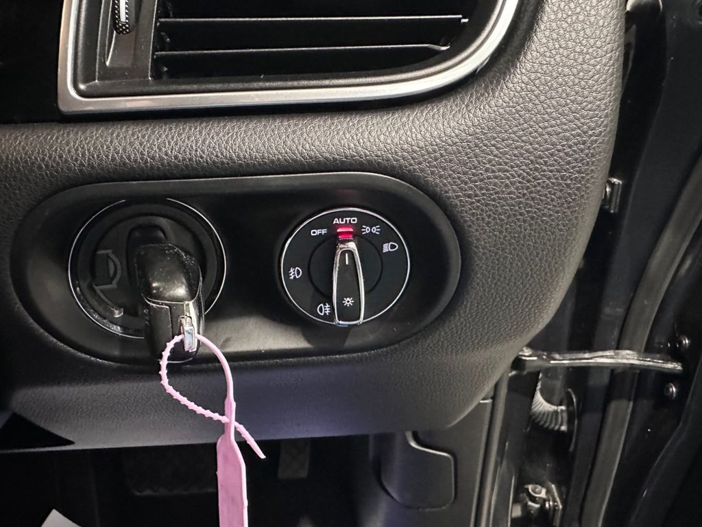 Used Porsche Macan 2017 for sale - 76105911: Photo 27