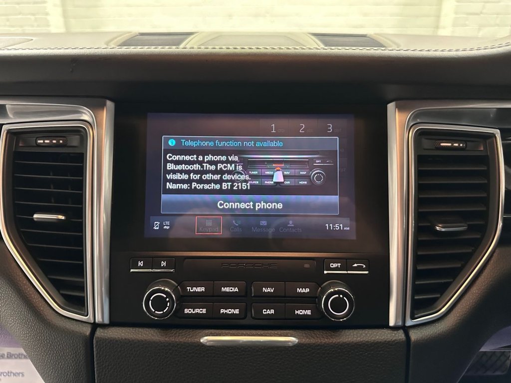 Used Porsche Macan 2017 for sale - 76105911: Photo 33