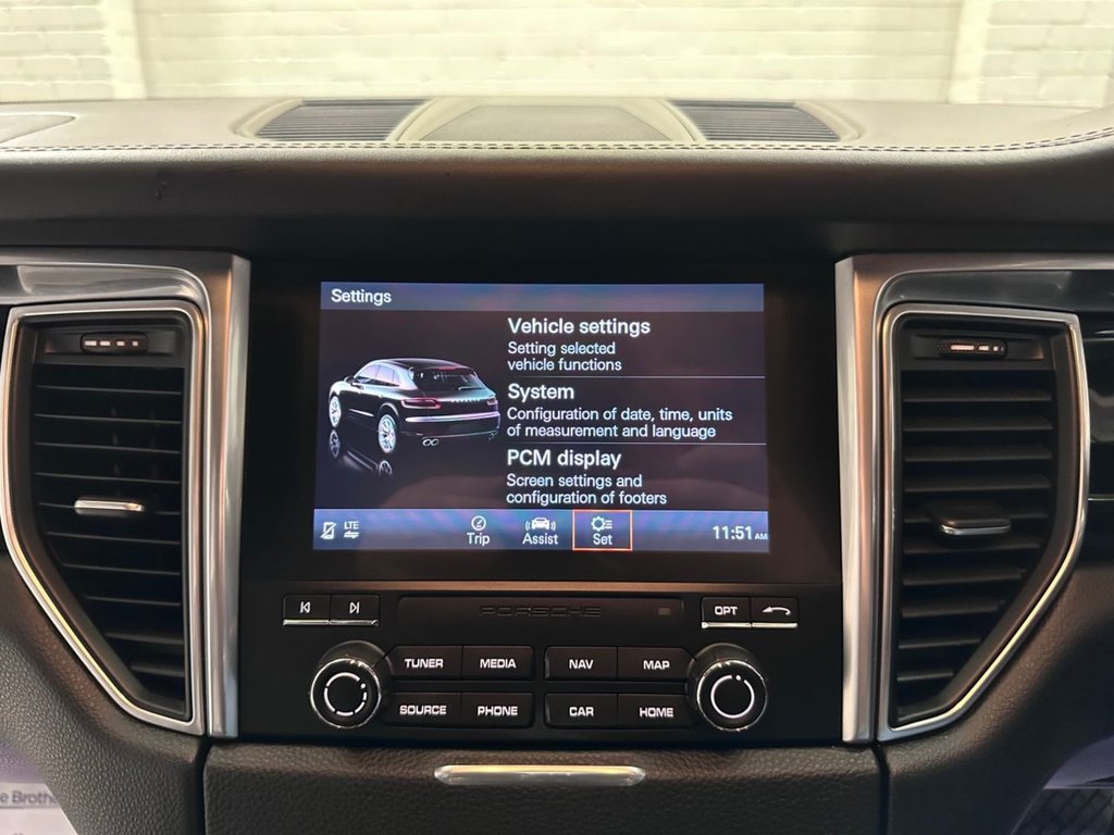 Used Porsche Macan 2017 for sale - 76105911: Photo 36