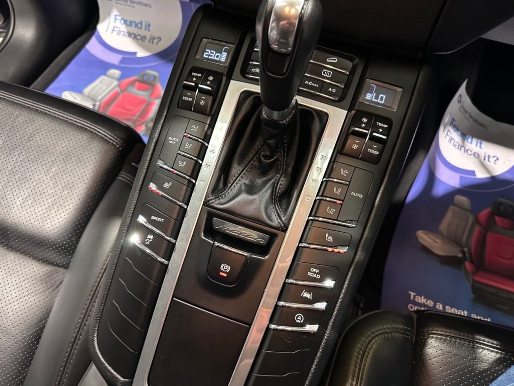 Used Porsche Macan 2017 for sale - 76105911: Photo 40