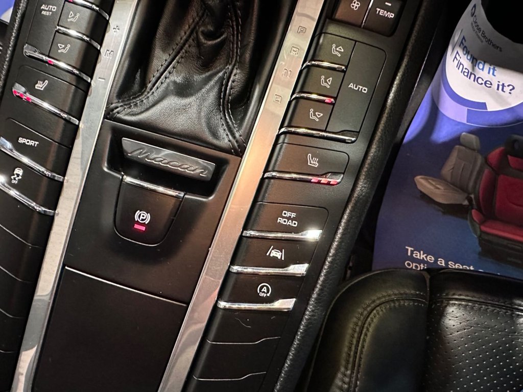 Used Porsche Macan 2017 for sale - 76105911: Photo 42