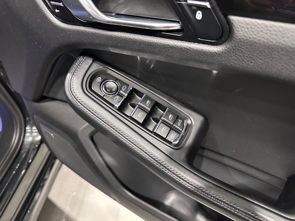 Used Porsche Macan 2017 for sale - 76105911: Photo 48