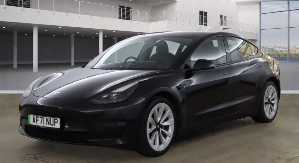 Used Tesla Model 3 2021 for sale - 76396051: Photo 2
