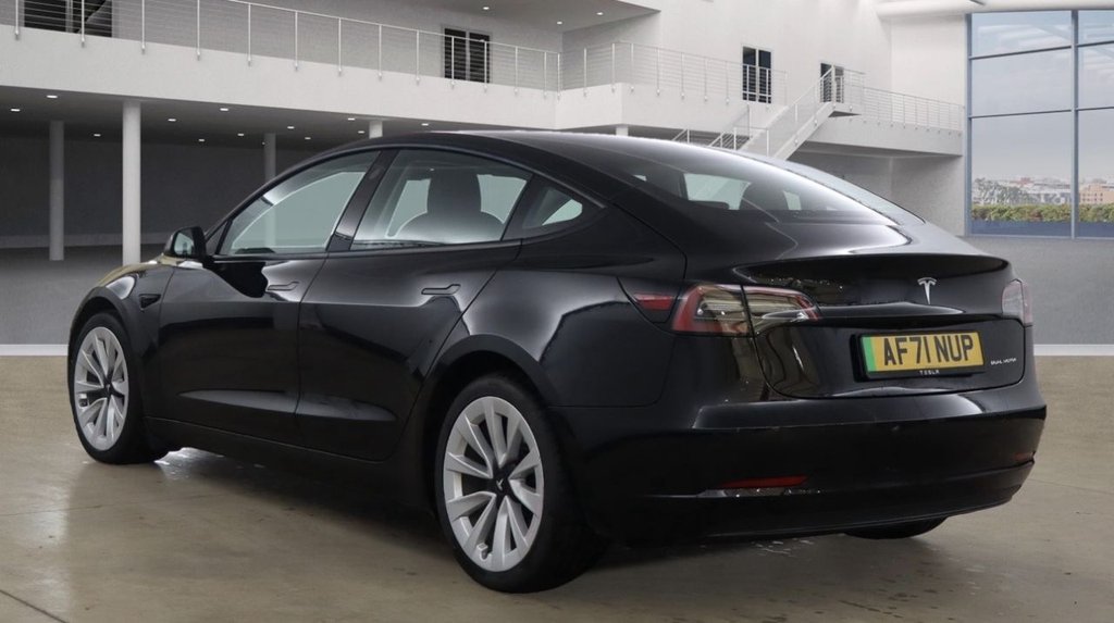 Used Tesla Model 3 2021 for sale - 76396051: Photo 3