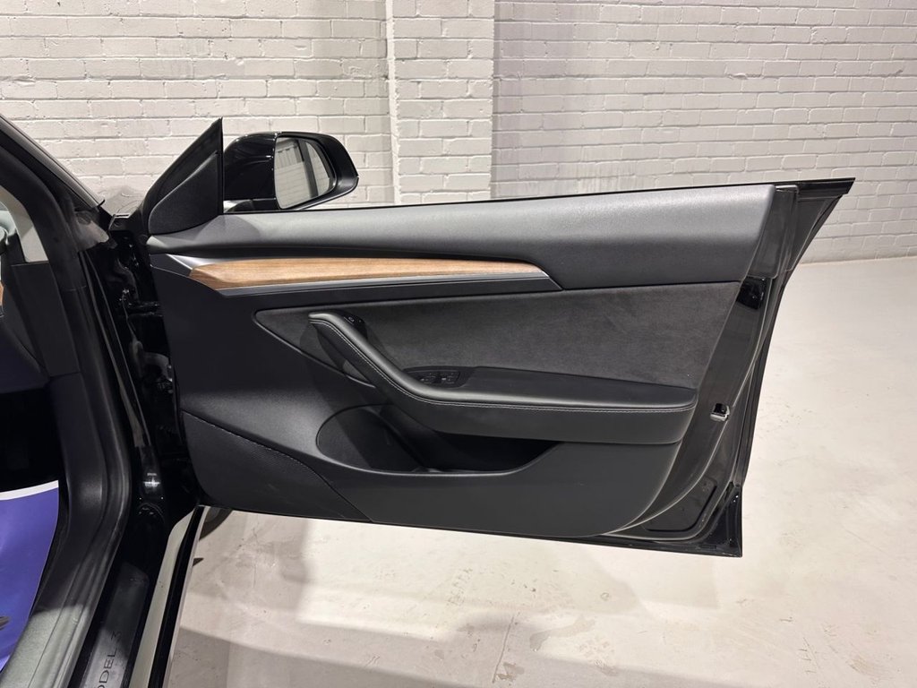 Used Tesla Model 3 2021 for sale - 76396051: Photo 33