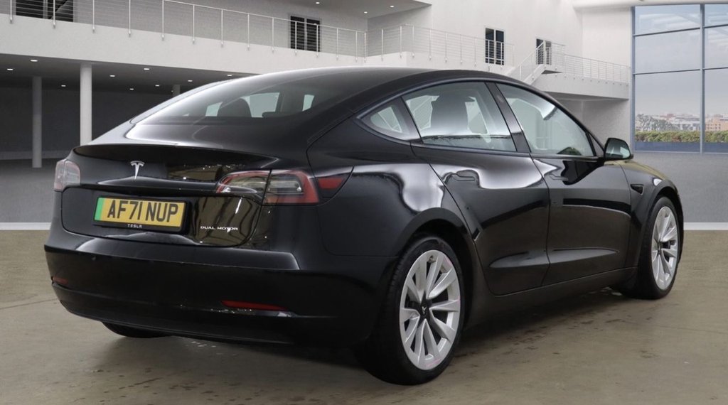 Used Tesla Model 3 2021 for sale - 76396051: Photo 4