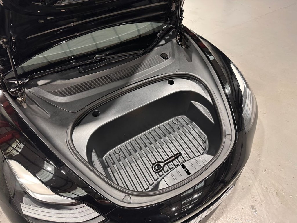 Used Tesla Model 3 2021 for sale - 76396051: Photo 41