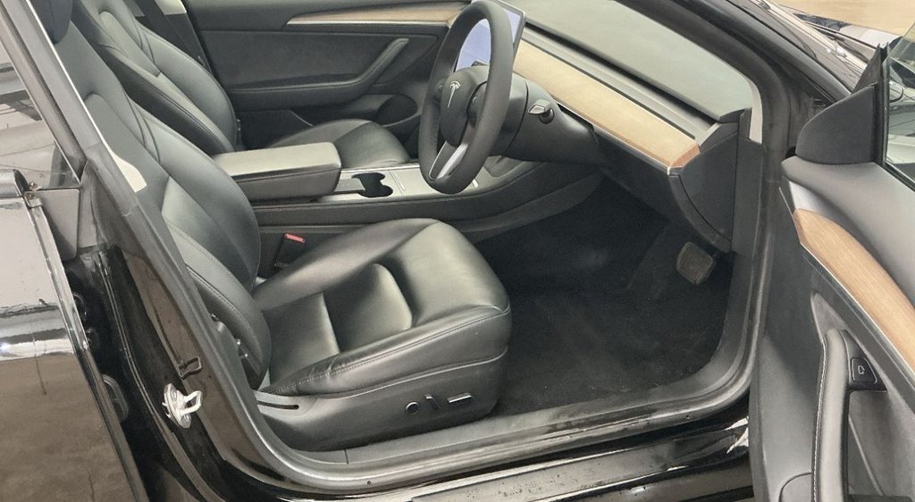 Used Tesla Model 3 2021 for sale - 76396051: Photo 8