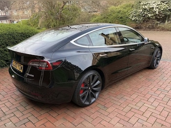 Used Tesla Model 3 2020 for sale - 78017618: Photo