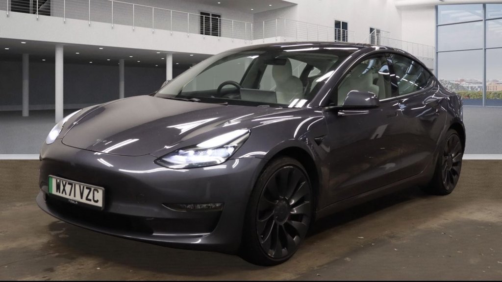Used Tesla Model 3 2021 for sale - 76396067: Photo 2
