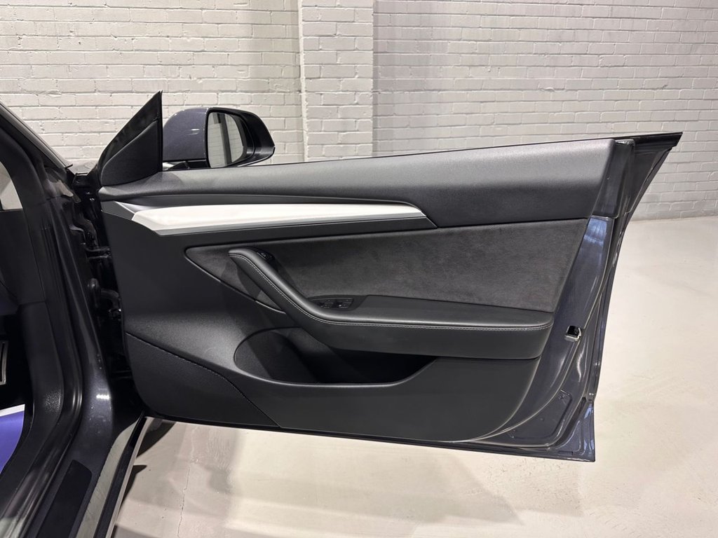 Used Tesla Model 3 2021 for sale - 76396067: Photo 37