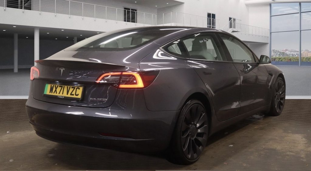 Used Tesla Model 3 2021 for sale - 76396067: Photo 4