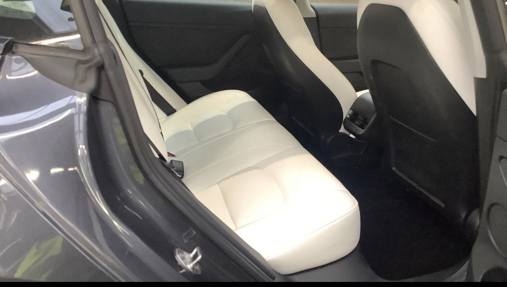 Used Tesla Model 3 2021 for sale - 76396067: Photo 8