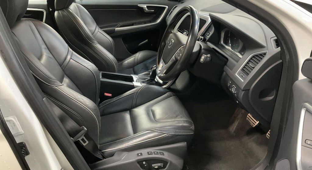 Used Volvo XC60 2017 for sale - 77288461: Photo 7