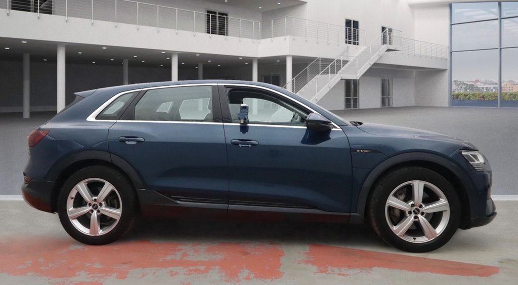 Used Audi e-tron 2021 for sale - 76367888: Photo 4