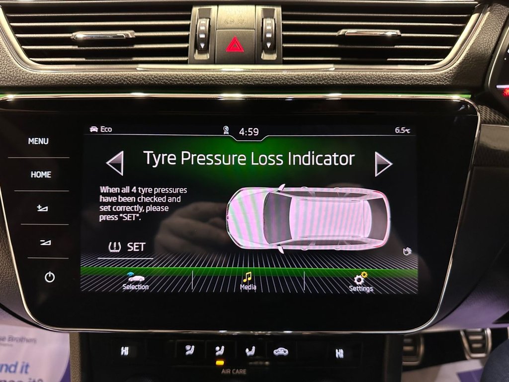 Used Skoda Superb 2017 for sale - 77436902: Photo 33