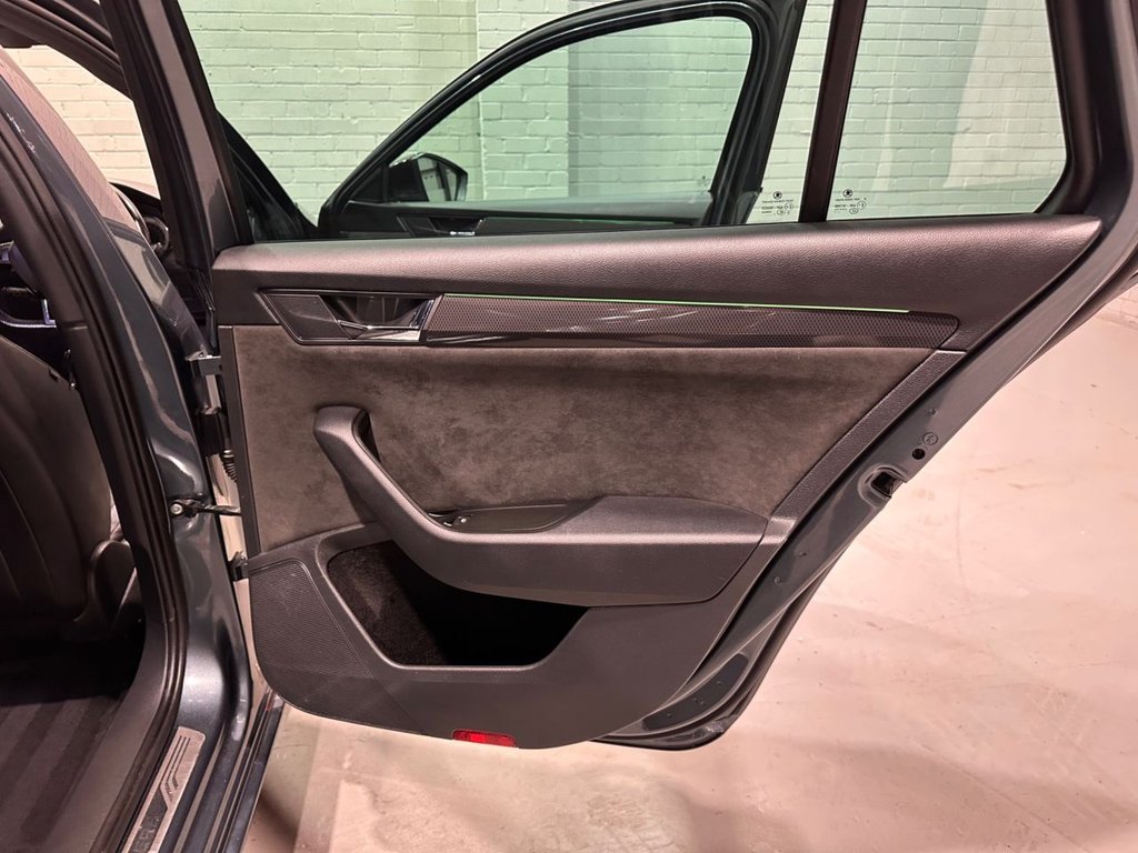 Used Skoda Superb 2017 for sale - 77436902: Photo 44