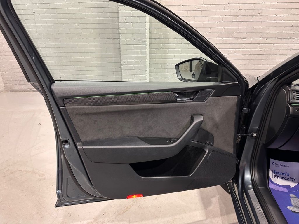 Used Skoda Superb 2017 for sale - 77436902: Photo 45