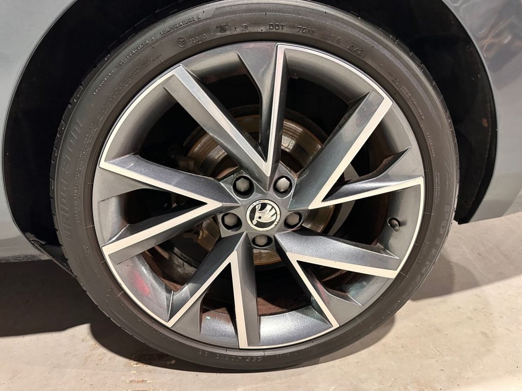 Used Skoda Superb 2017 for sale - 77436902: Photo 50