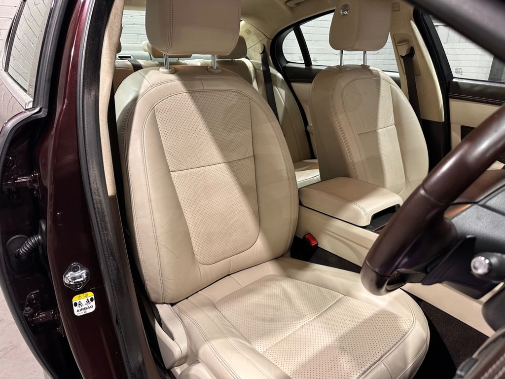 Used Jaguar XF 2011 for sale - 77451906: Photo 13