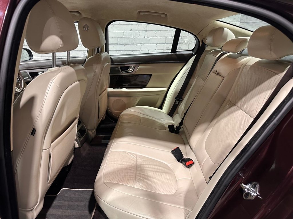 Used Jaguar XF 2011 for sale - 77451906: Photo 15