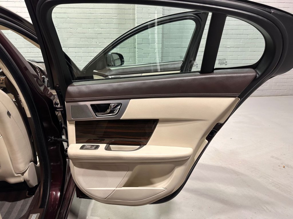 Used Jaguar XF 2011 for sale - 77451906: Photo 36