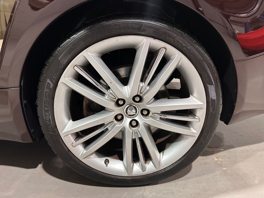 Used Jaguar XF 2011 for sale - 77451906: Photo 43