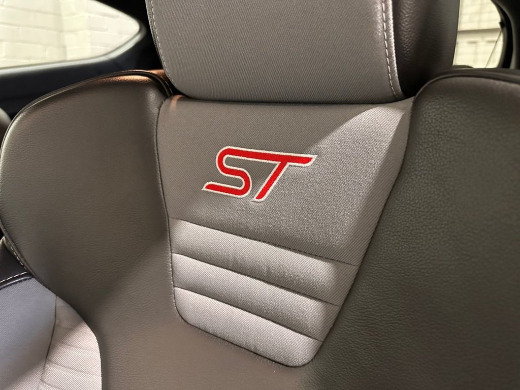 Used Ford Fiesta 2017 for sale - 78044181: Photo 14