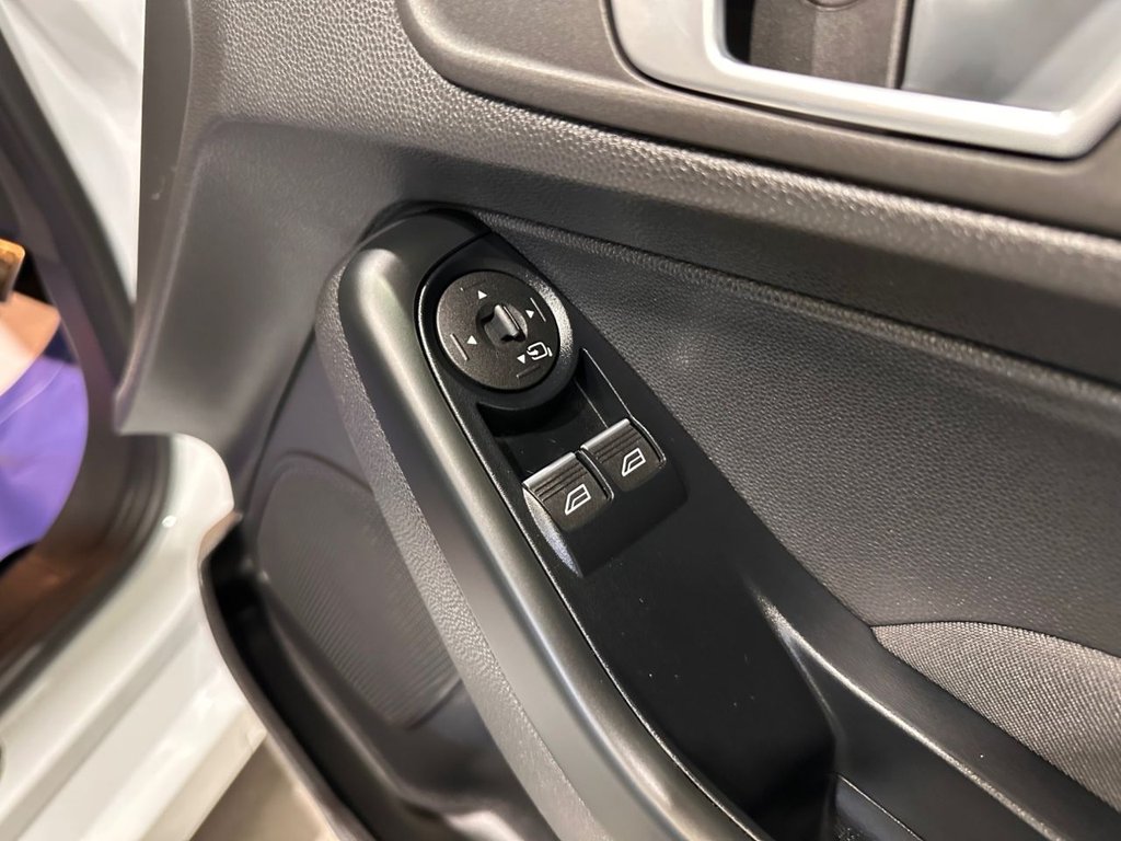 Used Ford Fiesta 2017 for sale - 78044181: Photo 37