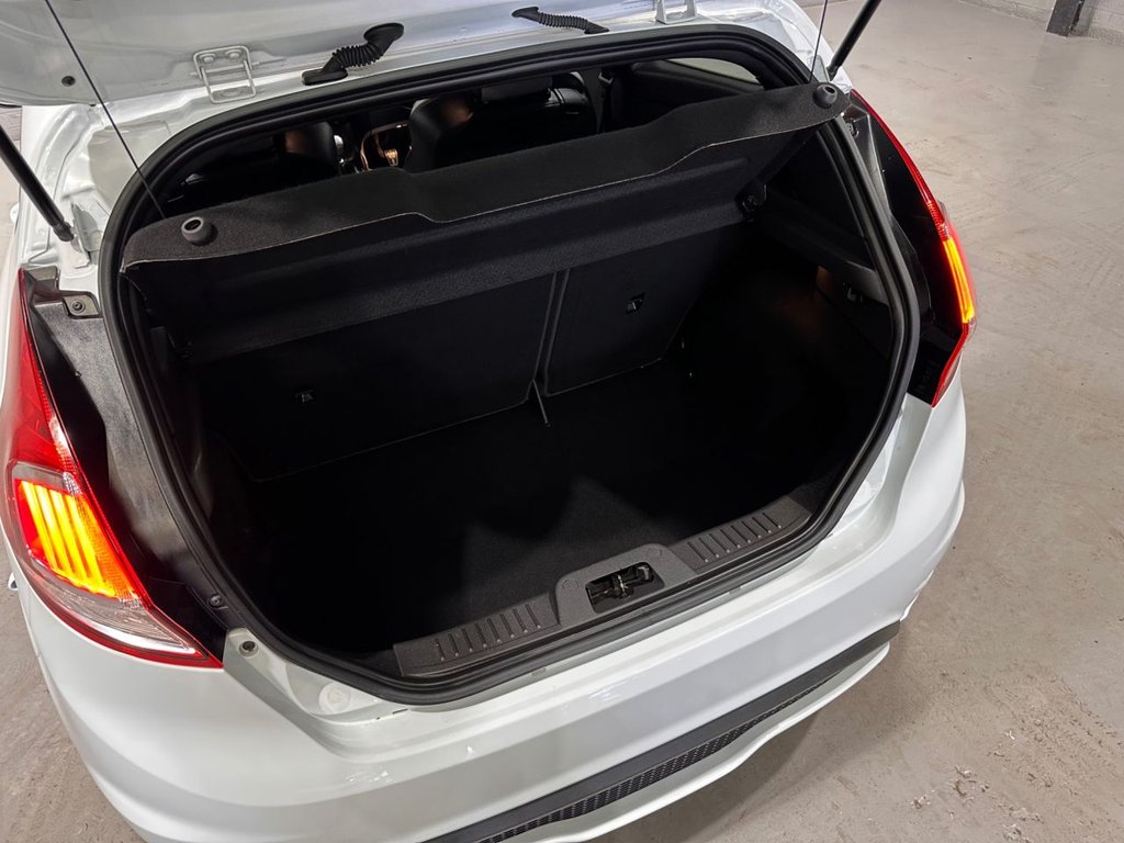 Used Ford Fiesta 2017 for sale - 78044181: Photo 42