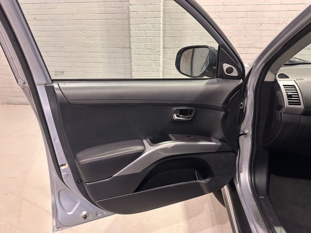 Used Mitsubishi Outlander 2012 for sale - 76710721: Photo 28