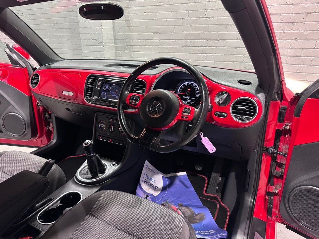 Used Volkswagen Beetle 2016 for sale - 76698409: Photo 10