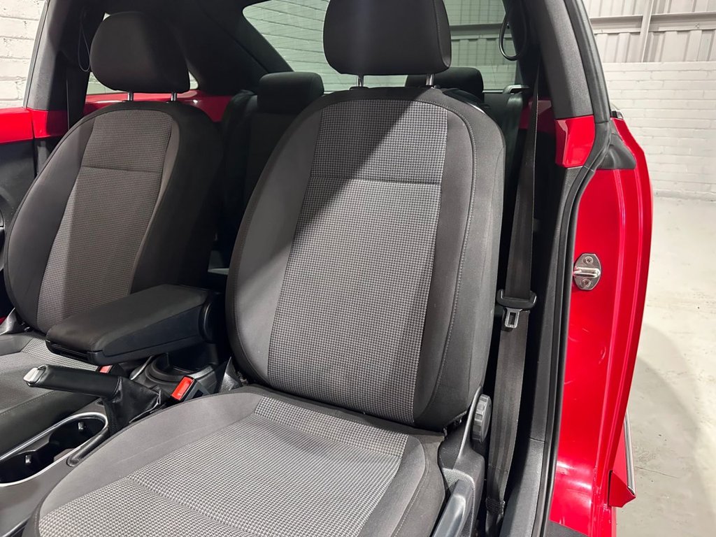 Used Volkswagen Beetle 2016 for sale - 76698409: Photo 12