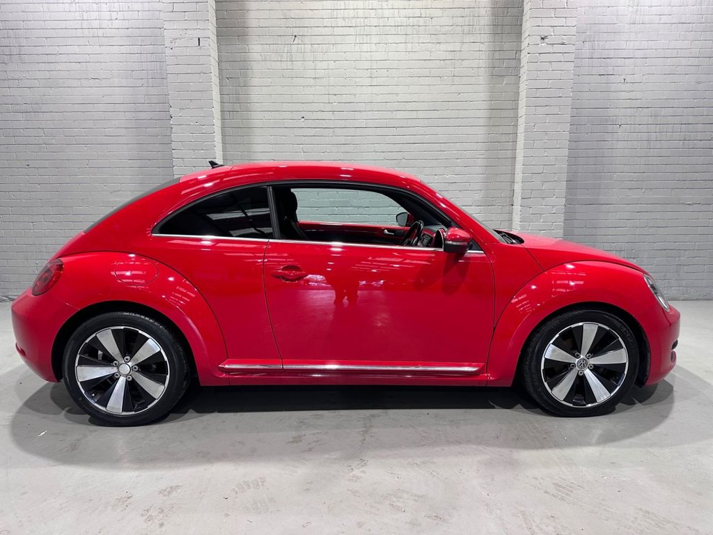Used Volkswagen Beetle 2016 for sale - 76698409: Photo 5