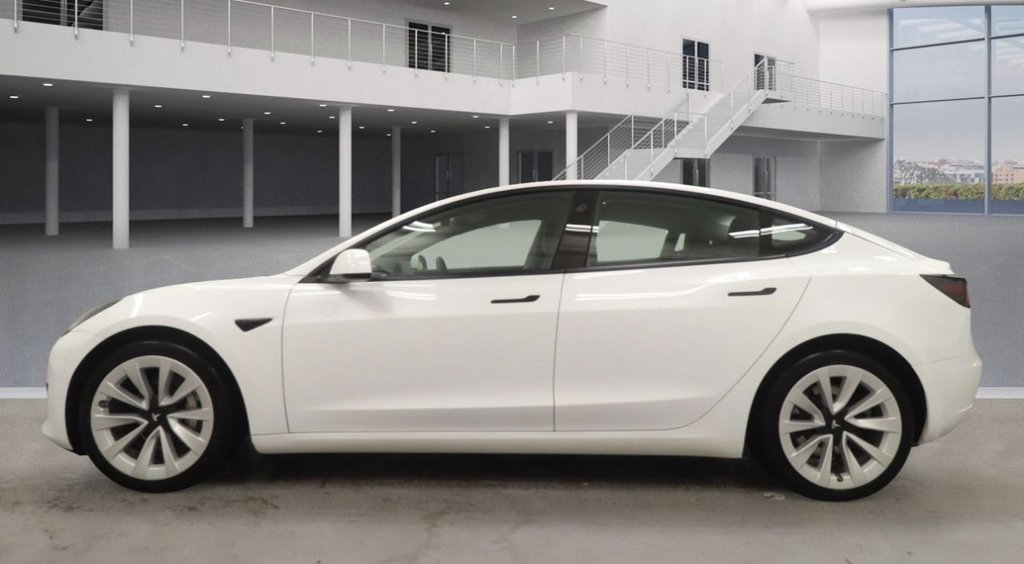 Used Tesla Model 3 2021 for sale - 76642638: Photo 3