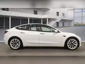 Used Tesla Model 3 2021 for sale - 76642638: Photo